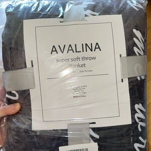 Letter to daughter blanket from mom